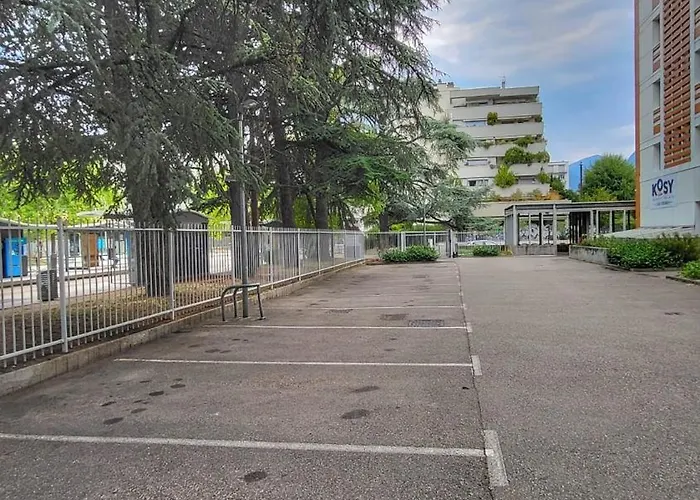 Bali Touch - Clim , Parking Prive , Wifi * Grenoble